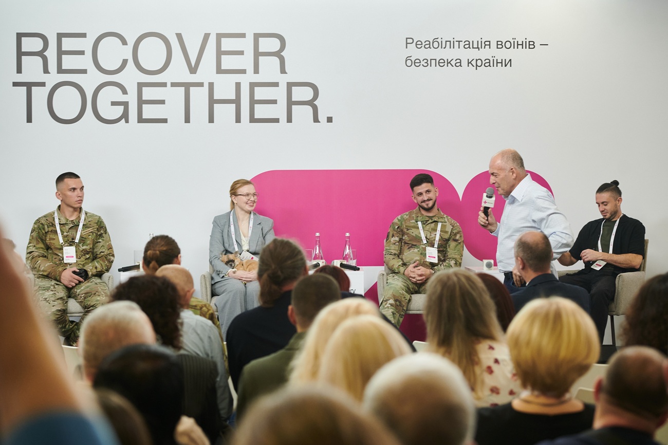 Реабілітація воїнів - безпека країни: про що говорили на ІІІ щорічній конференції RECOVER TOGETHER